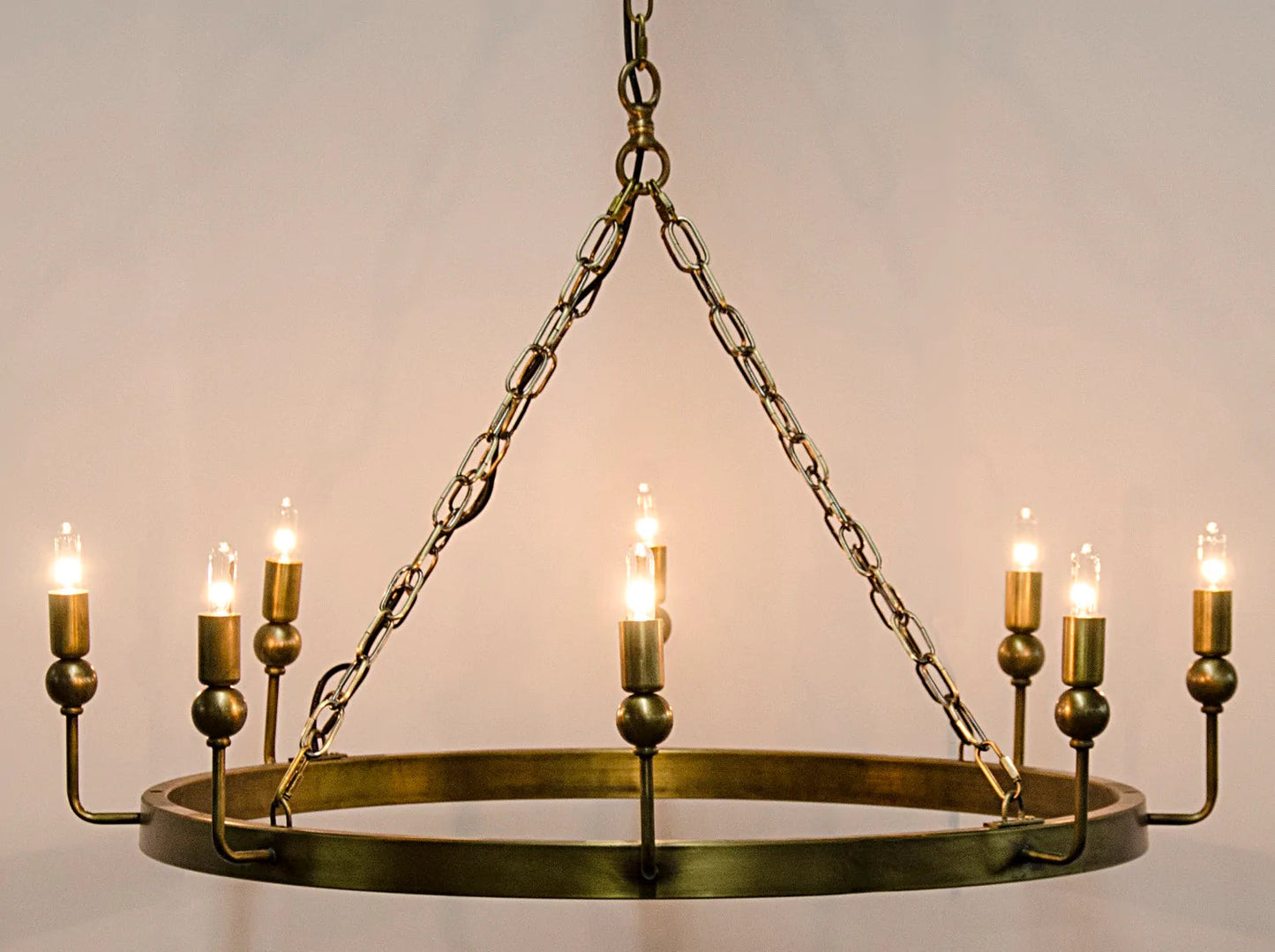 Blinder Chandelier