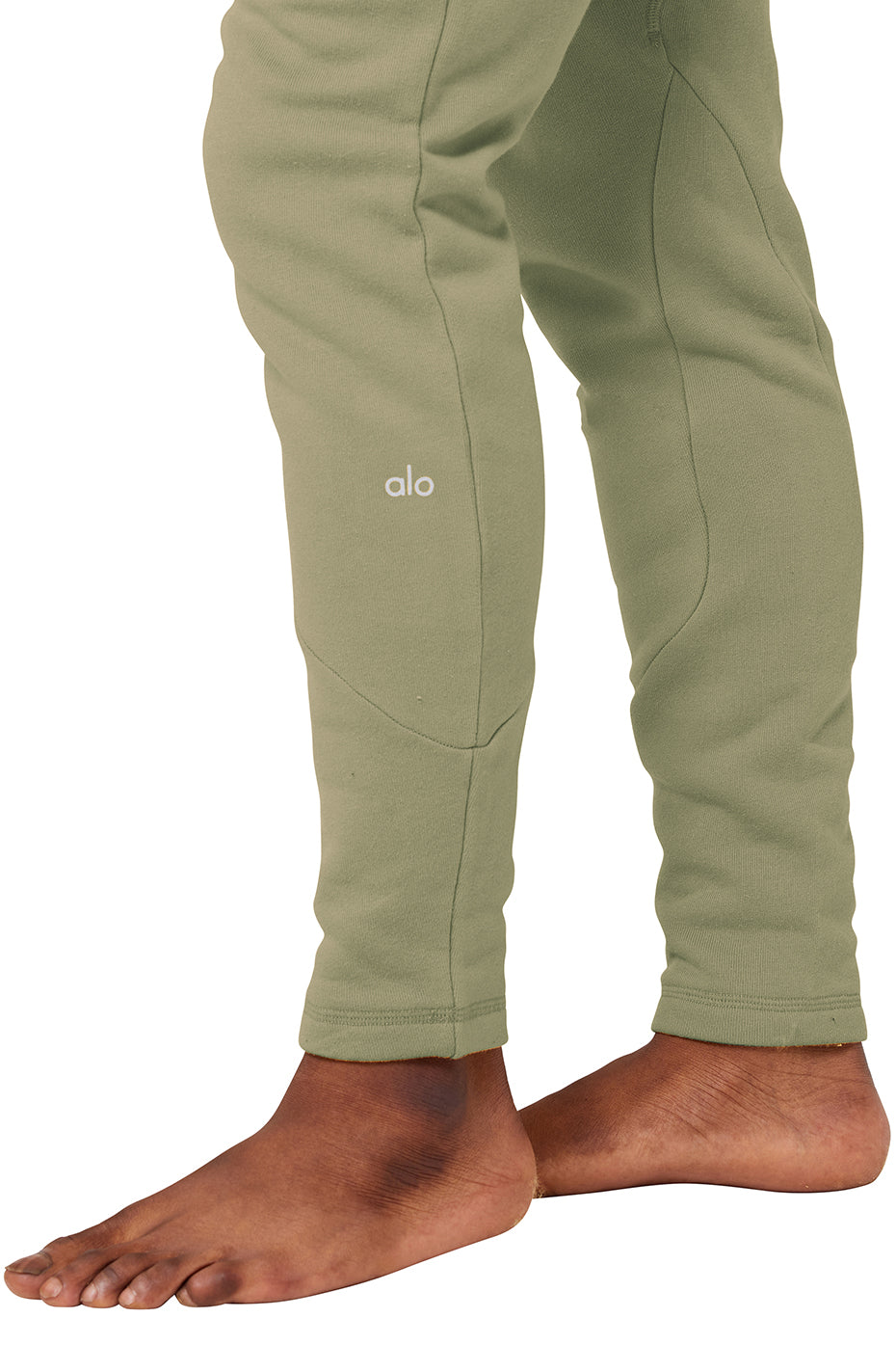 The Triumph Sweatpant - Olive