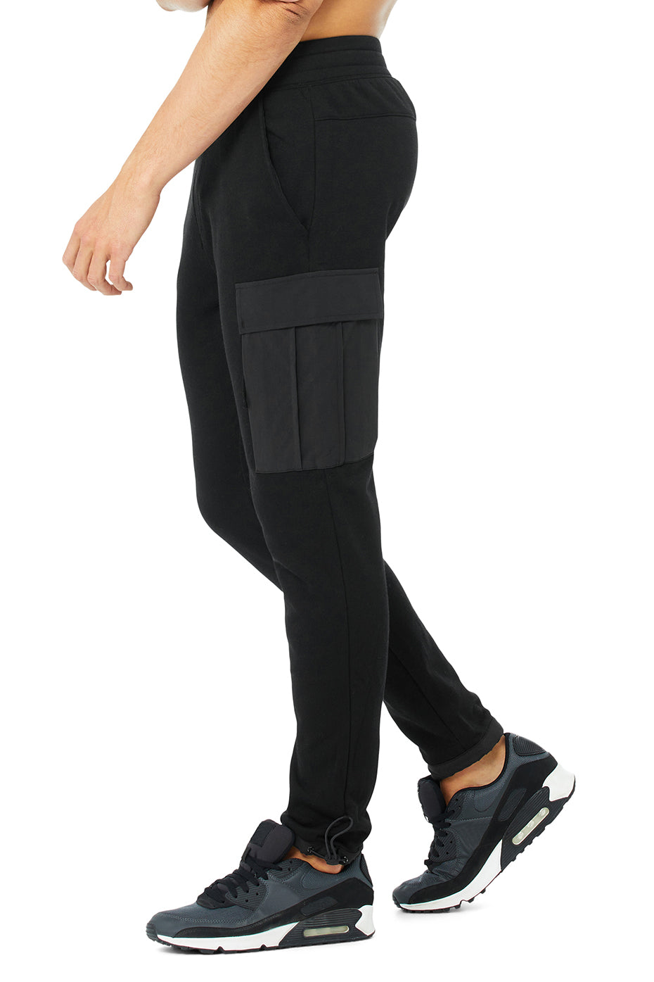 Cargo Traverse Sweatpant - Black