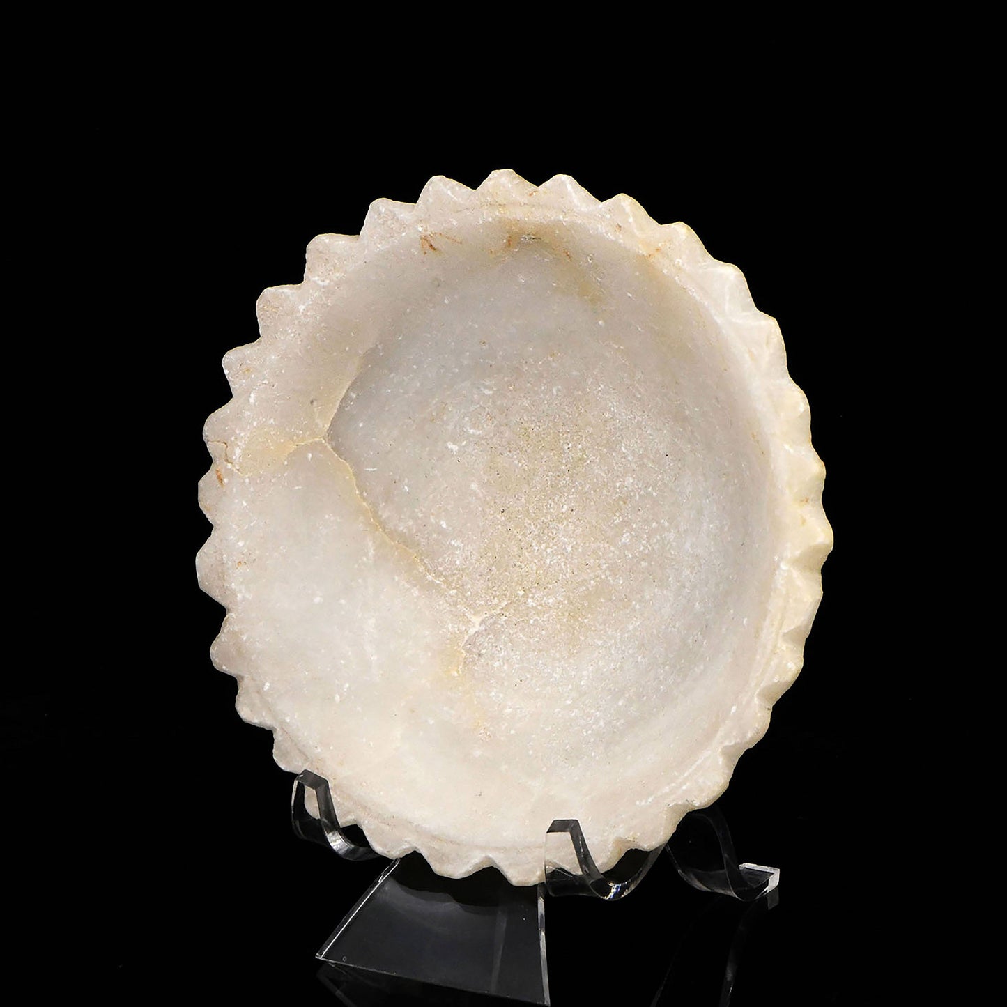 A Sumerian Alabaster Scalloped-Edged Bowl, Early Dynastic IIIa, ca. 2600 – 2500 BCE