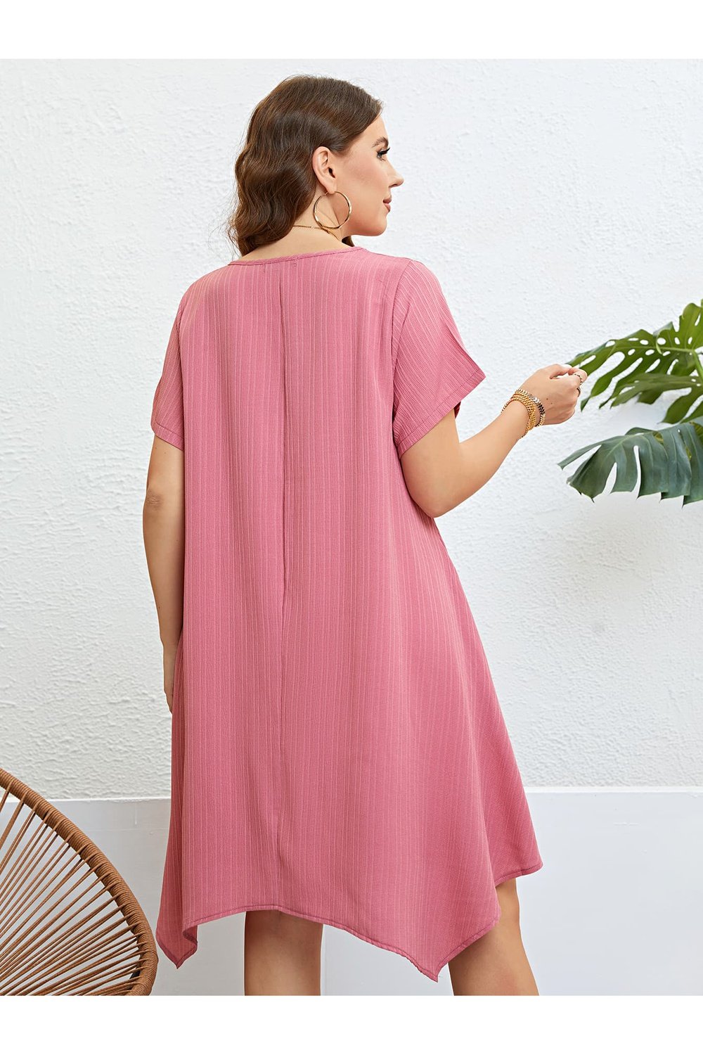 Plus Size Round Neck Handkerchief Hem Dress