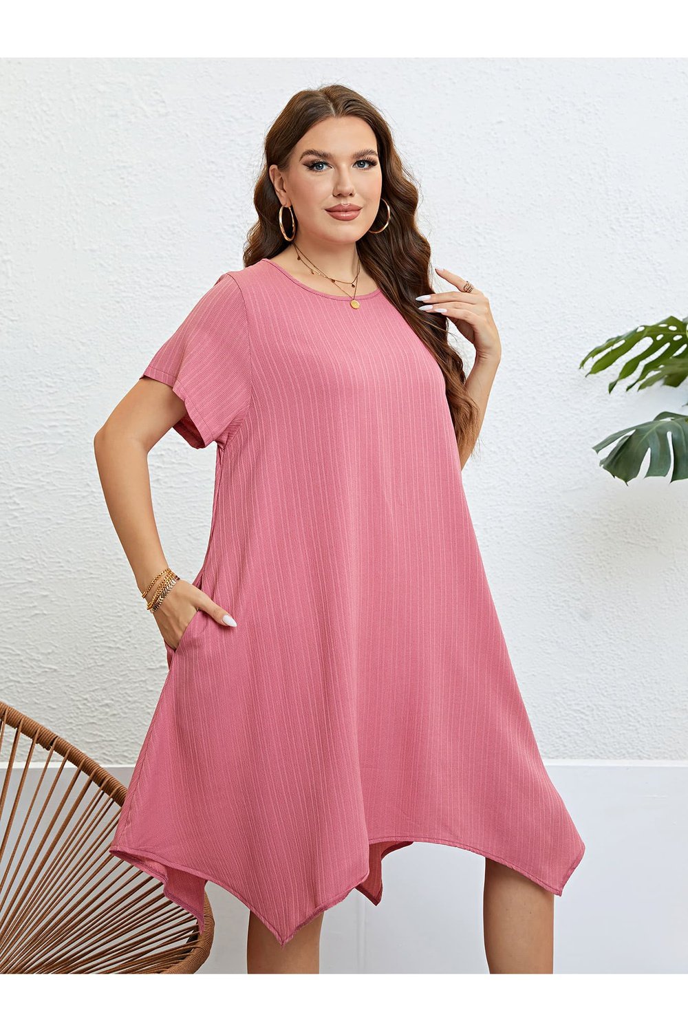 Plus Size Round Neck Handkerchief Hem Dress