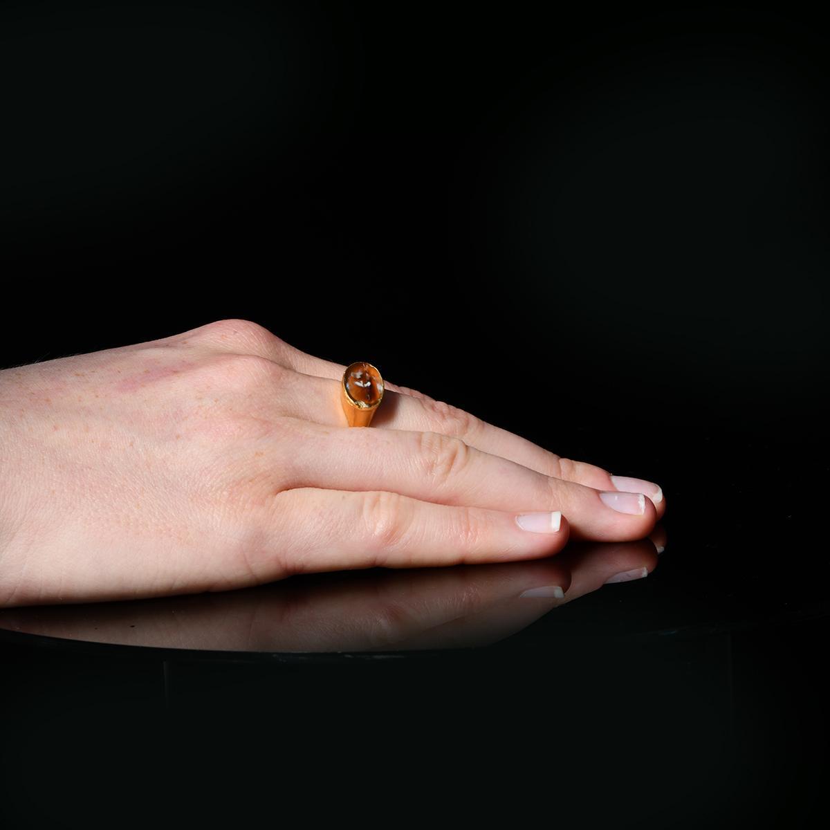 A Roman Gold and Agate Finger Ring, ca. 2nd century CE