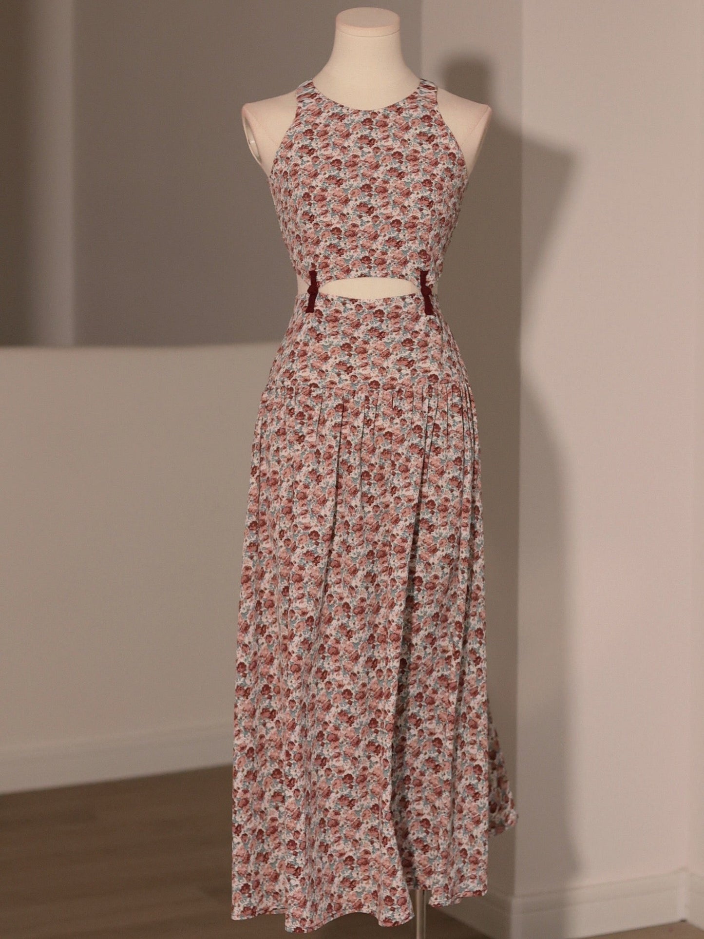 Sleevesless Summer Flora Dress