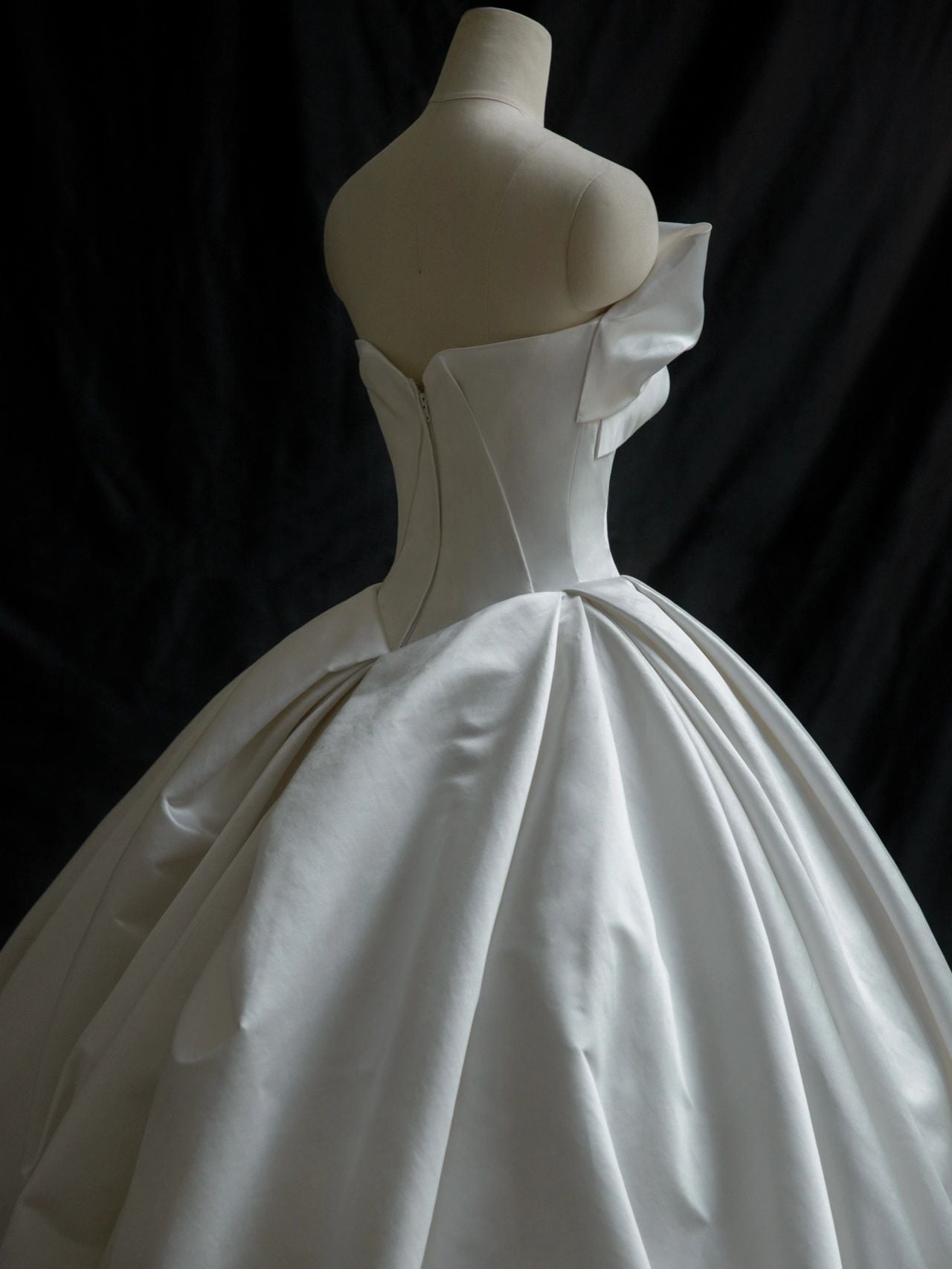 Strapless Ball Gown Silk Duchess Satin Wedding Dress