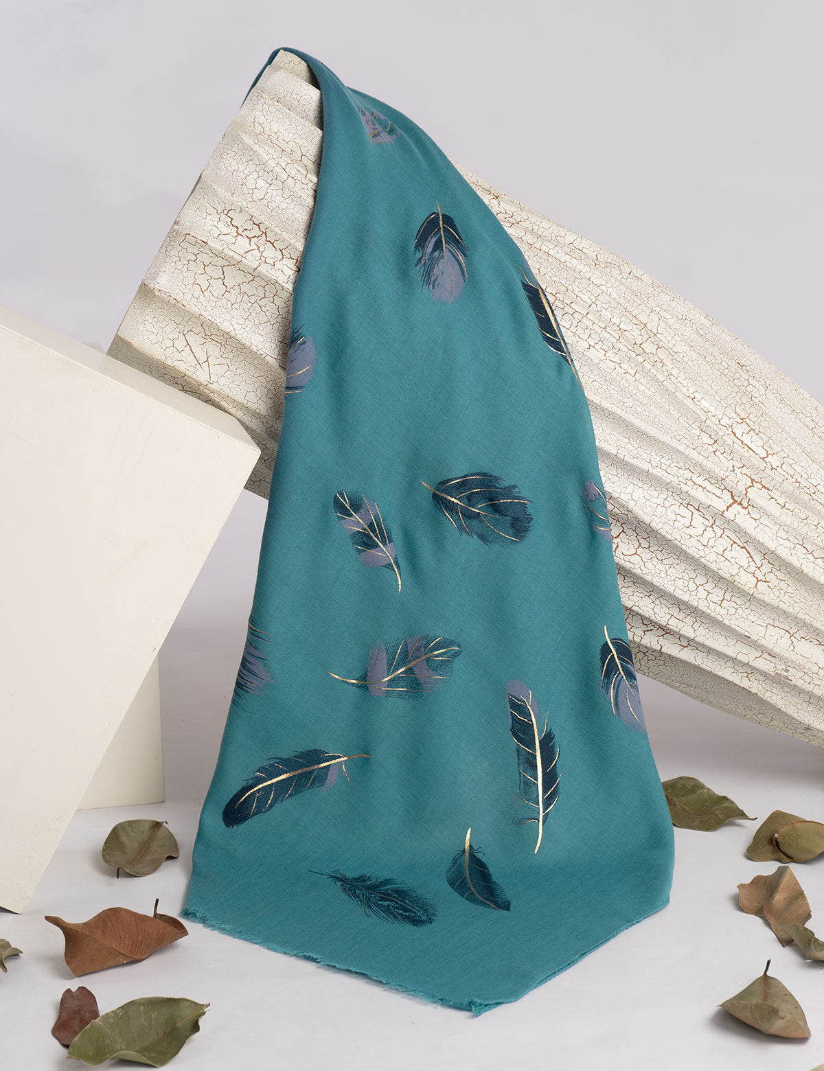 Windy Feathers Lawn Hijabs - Teal