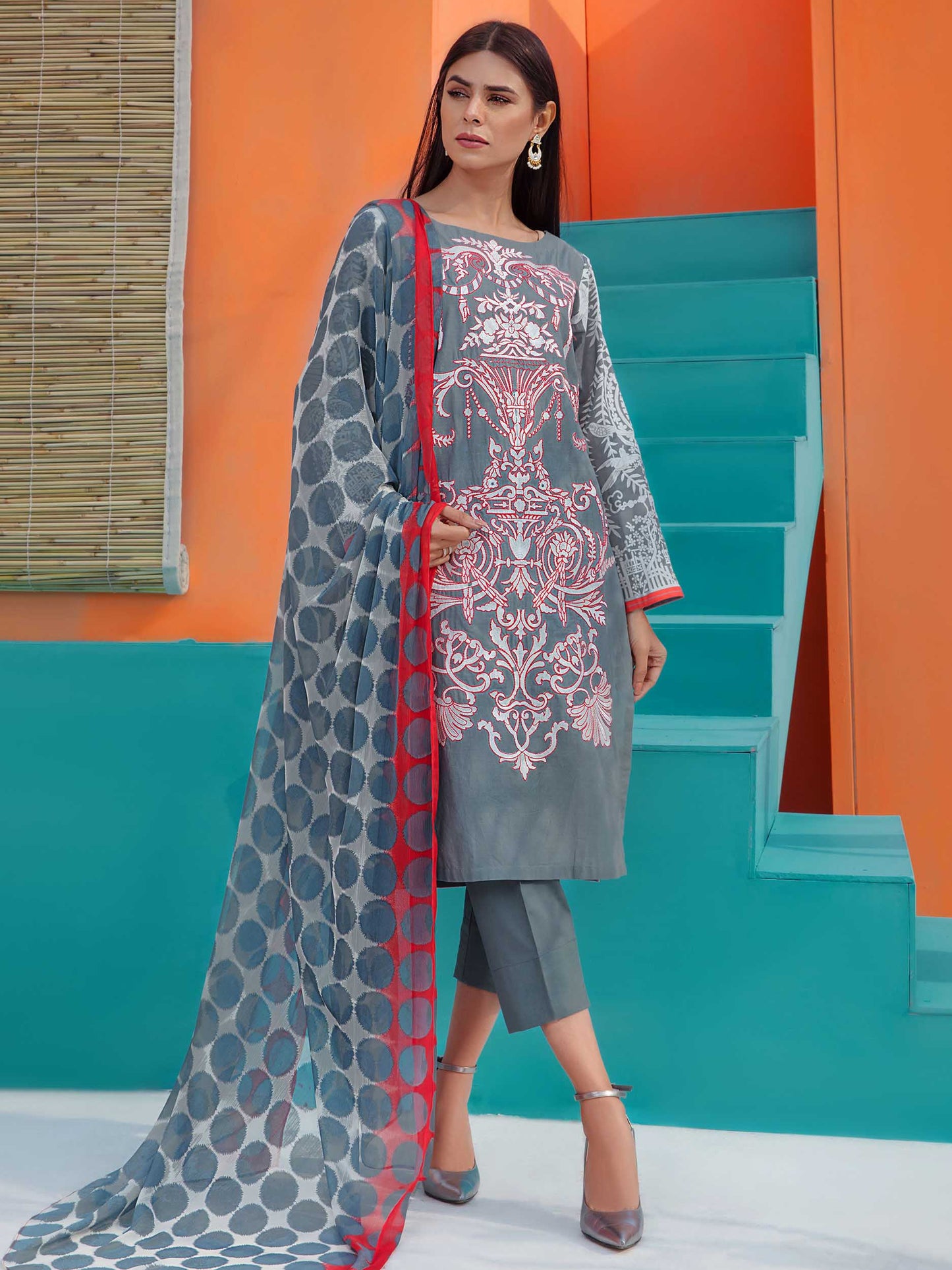 2 Piece Embroidered Lawn Suit