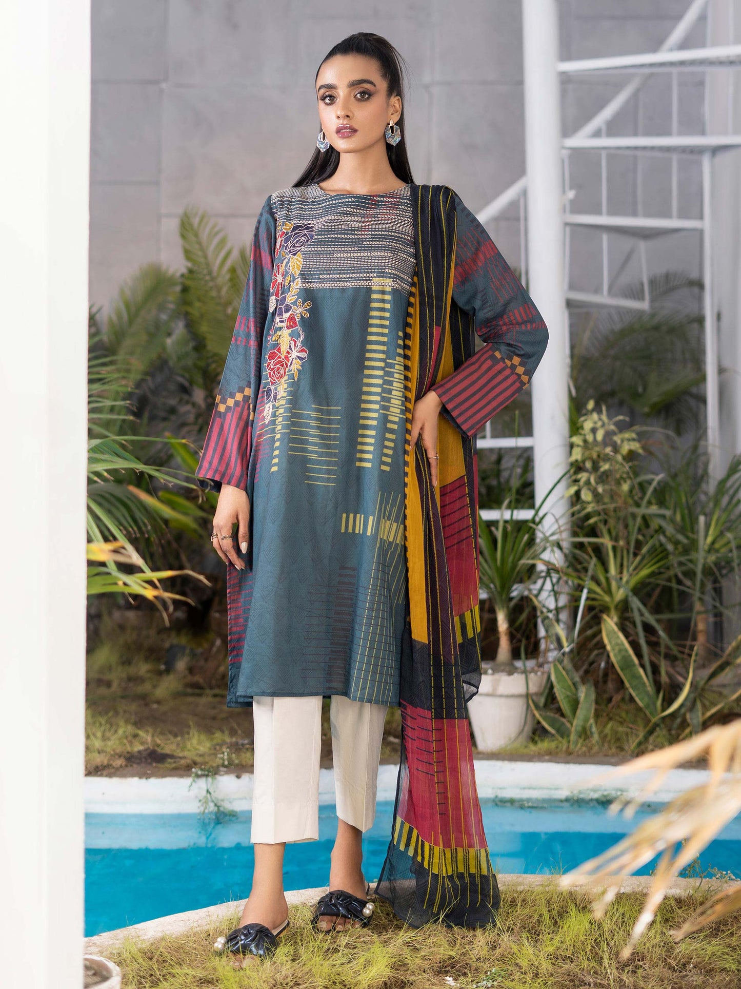 2 Piece Embroidered Lawn Suit