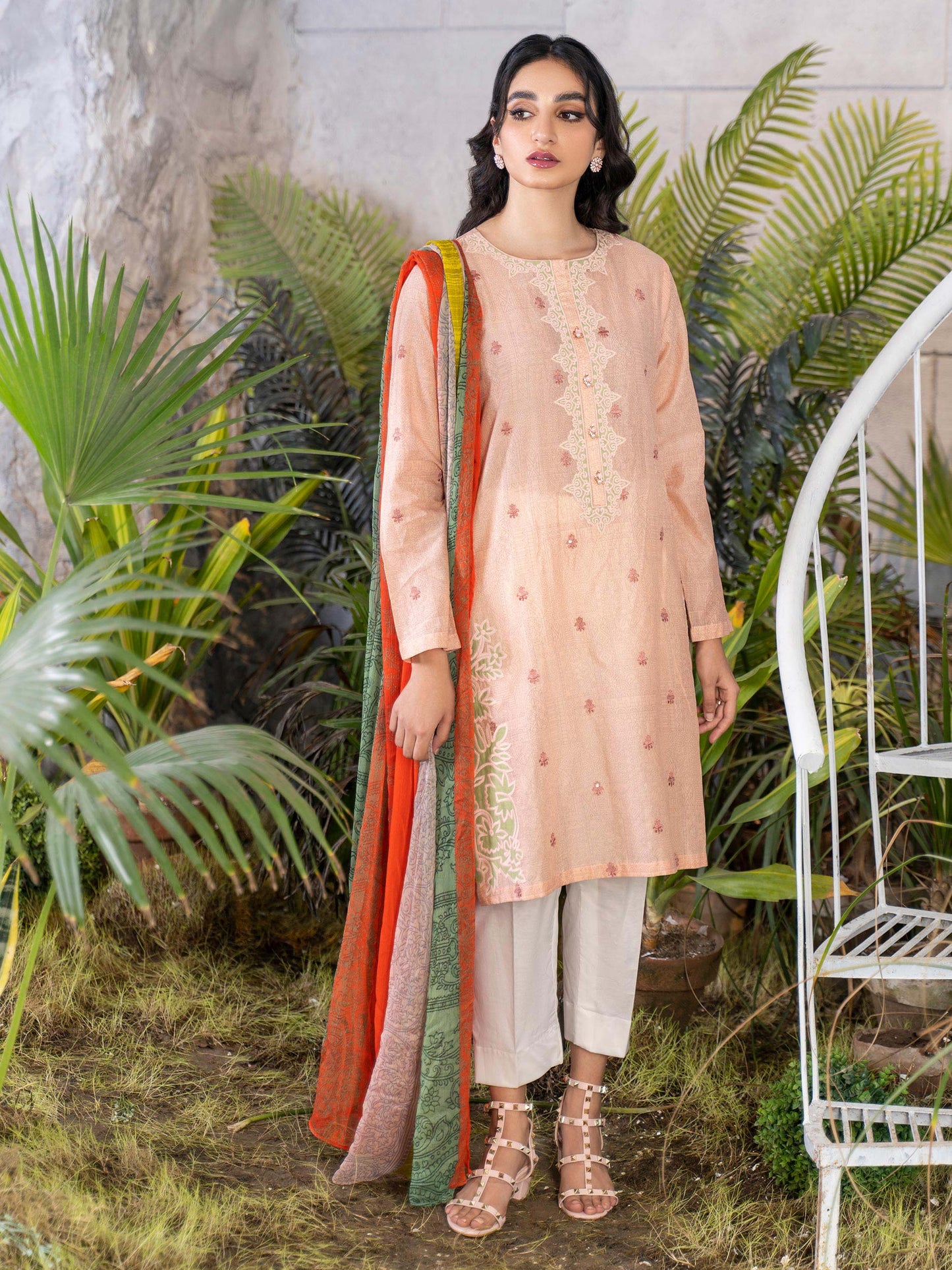 2 Piece Embroidered Lawn Suit