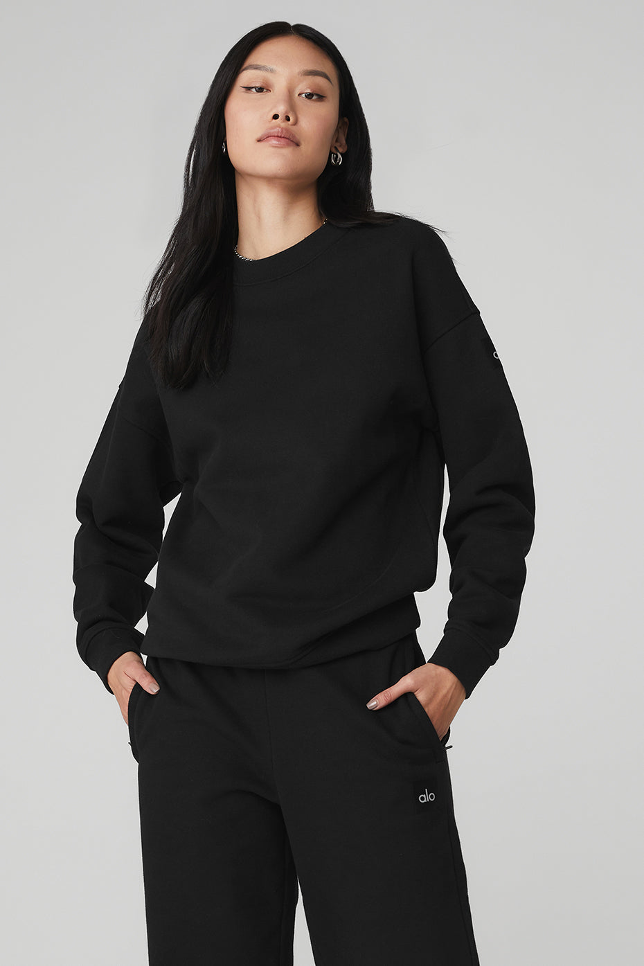 Renown Crew Neck Pullover - Black