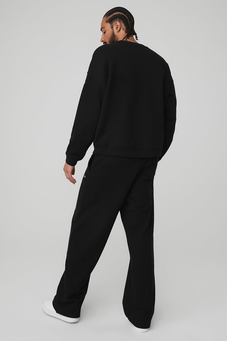 Men's Renown Crew Neck Pullover & Renown Sweatpant Set