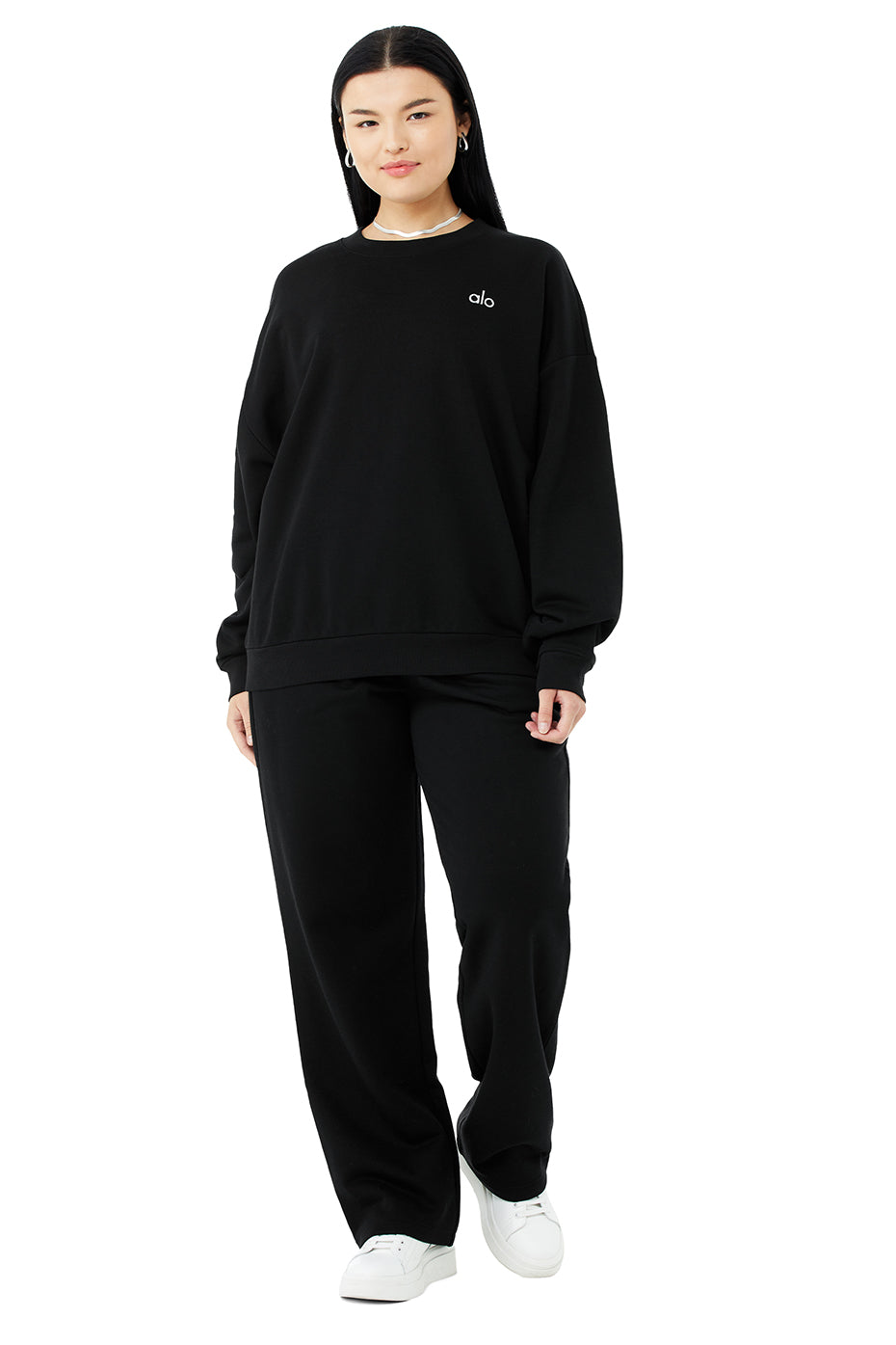 Accolade Crew Neck Pullover & Accolade Straight Leg Sweatpant Set - Black