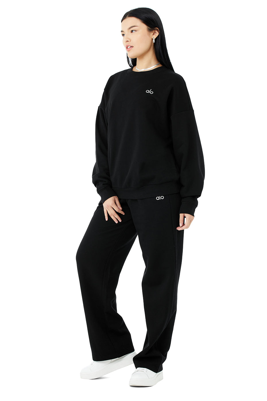 Accolade Crew Neck Pullover & Accolade Straight Leg Sweatpant Set