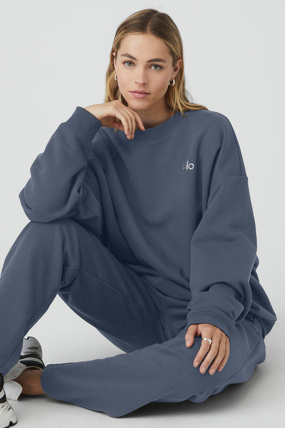 Accolade Crew Neck Pullover - Bluestone