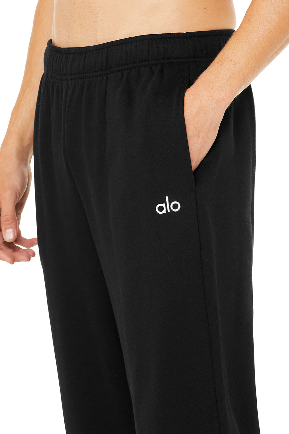 Accolade Straight Leg Sweatpant - Black
