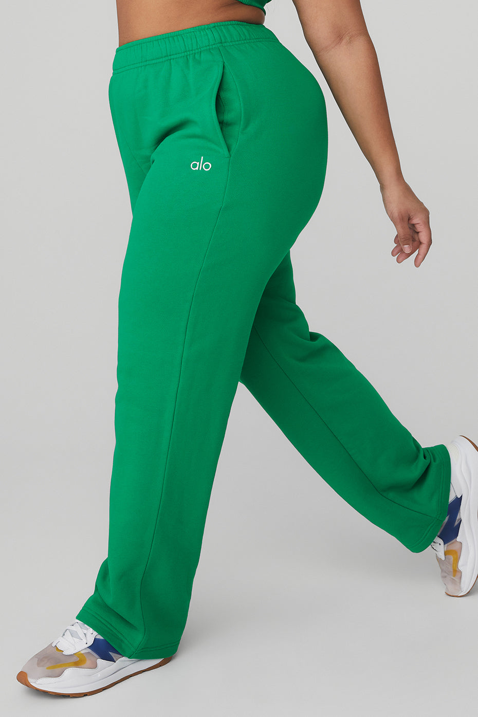 Accolade Straight Leg Sweatpant - Green Emerald