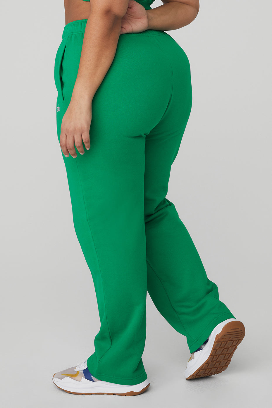 Accolade Straight Leg Sweatpant - Green Emerald