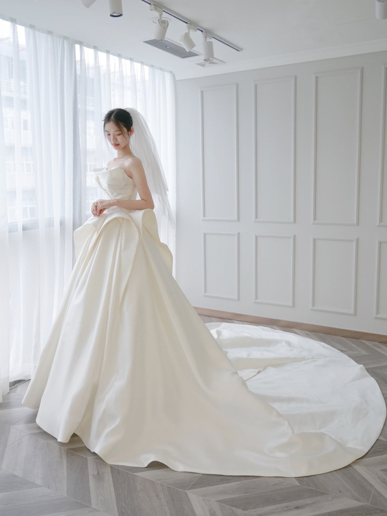Strapless Princess Silk Ball Gown Wedding Dress