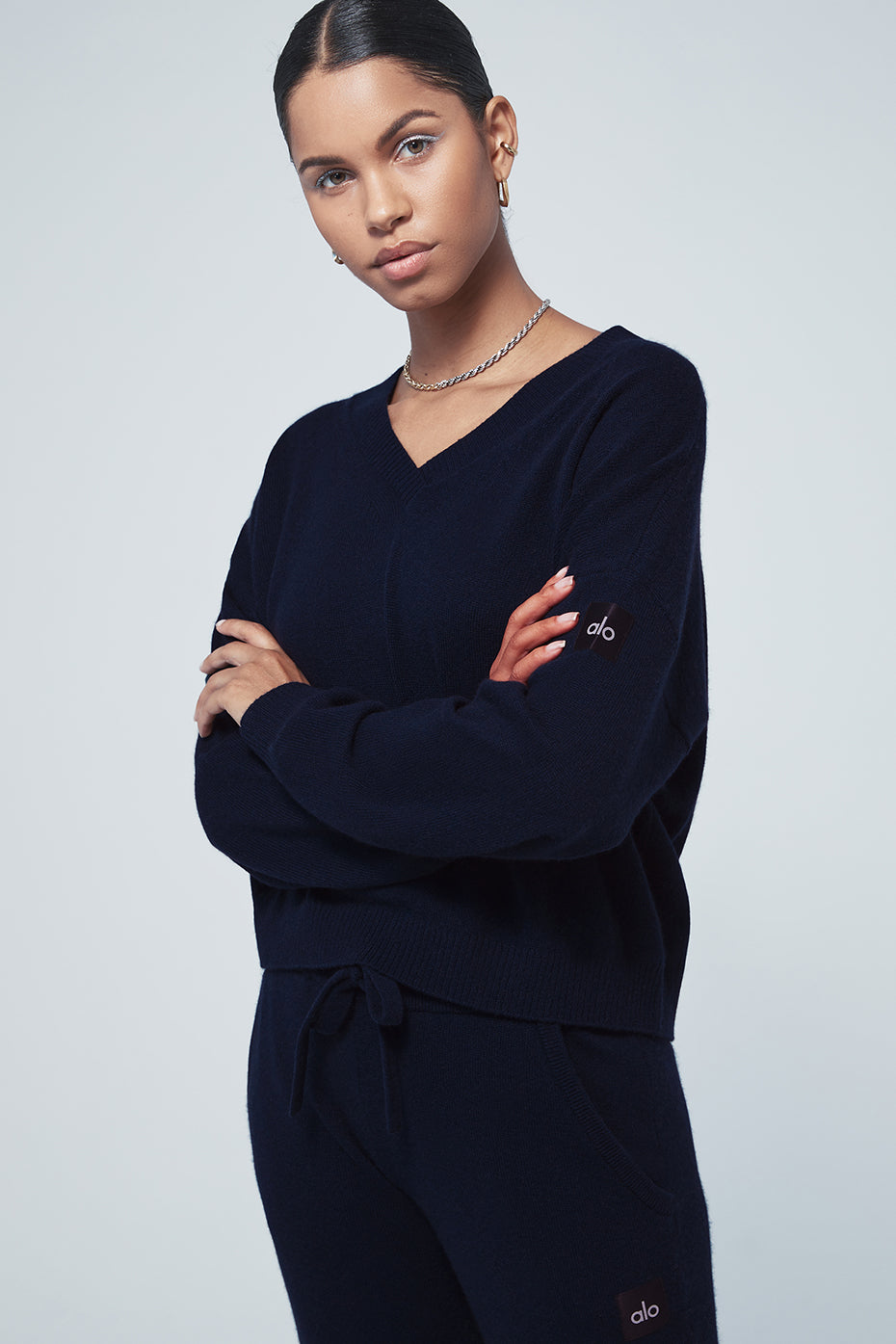 Cashmere Jet Set V-Neck Pullover - Navy