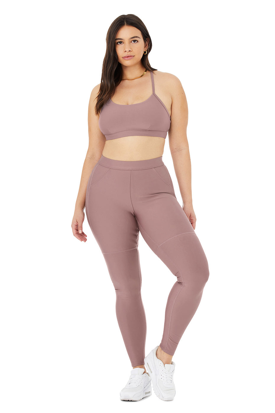 Airlift Intrigue Bra & High-Waist 4 Pocket Utility Legging Set