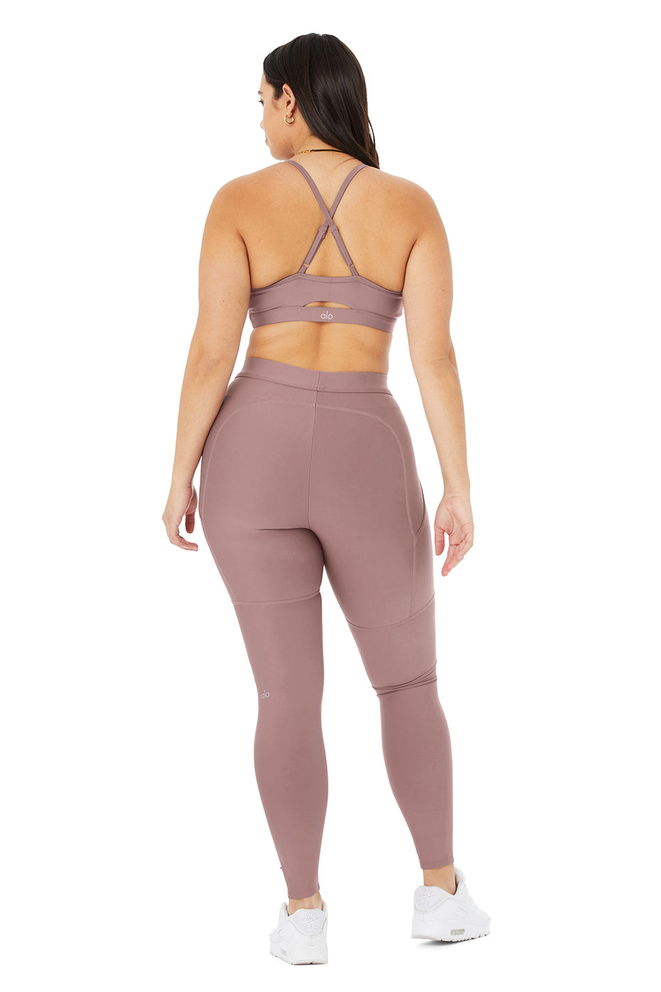 Airlift Intrigue Bra & High-Waist 4 Pocket Utility Legging Set