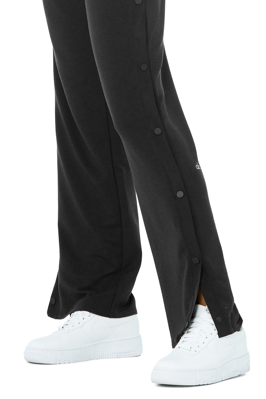 Scoop Neck Sweatshirt Bra & Courtside Tearaway Snap Pant Set