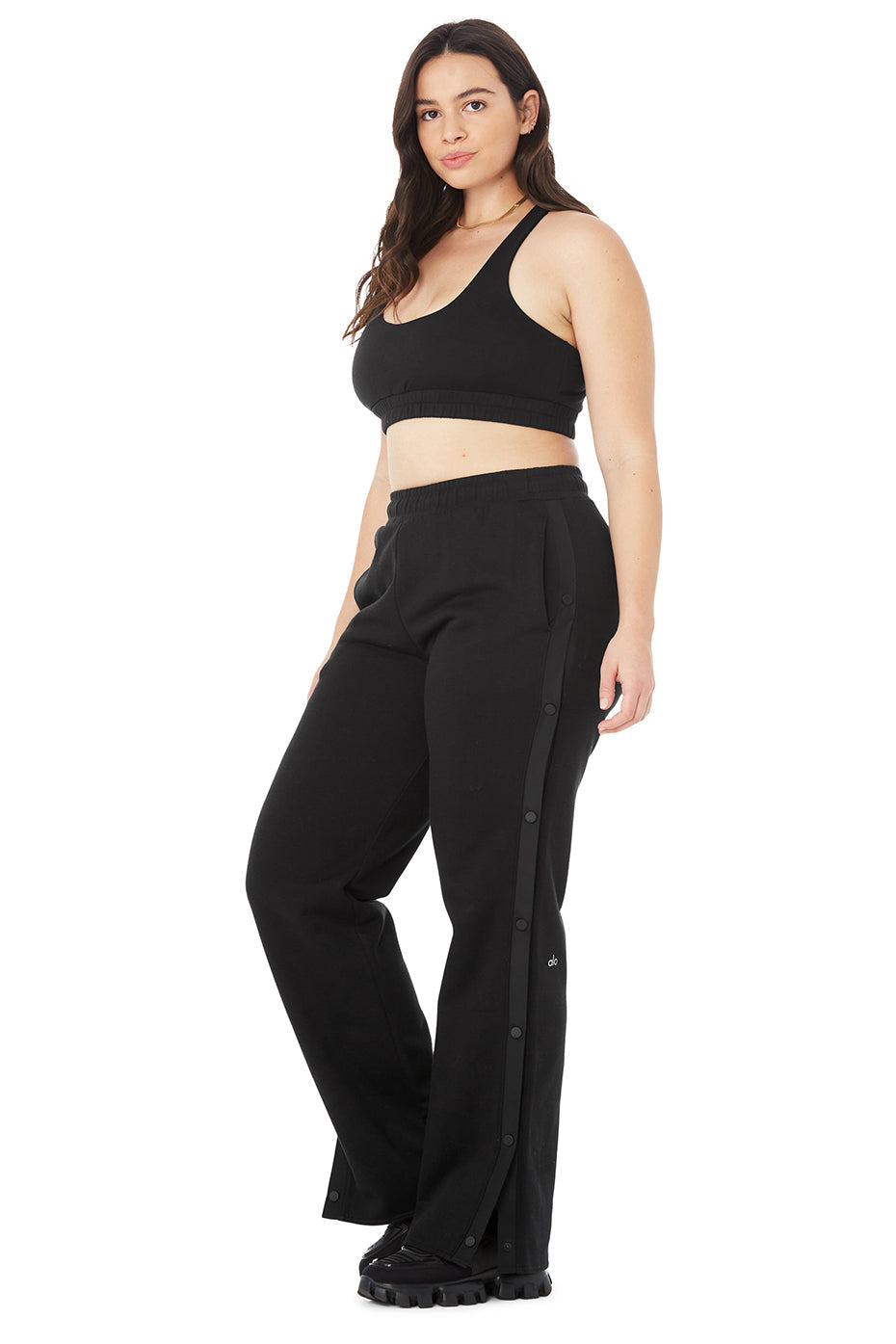 Scoop Neck Sweatshirt Bra & Courtside Tearaway Snap Pant Set