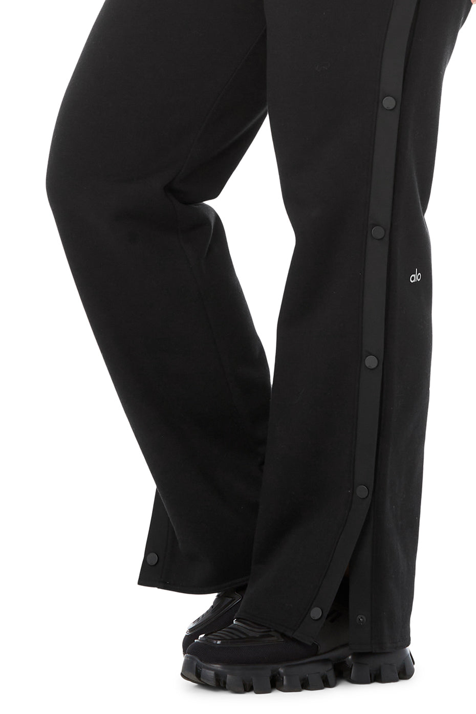 Scoop Neck Sweatshirt Bra & Courtside Tearaway Snap Pant Set
