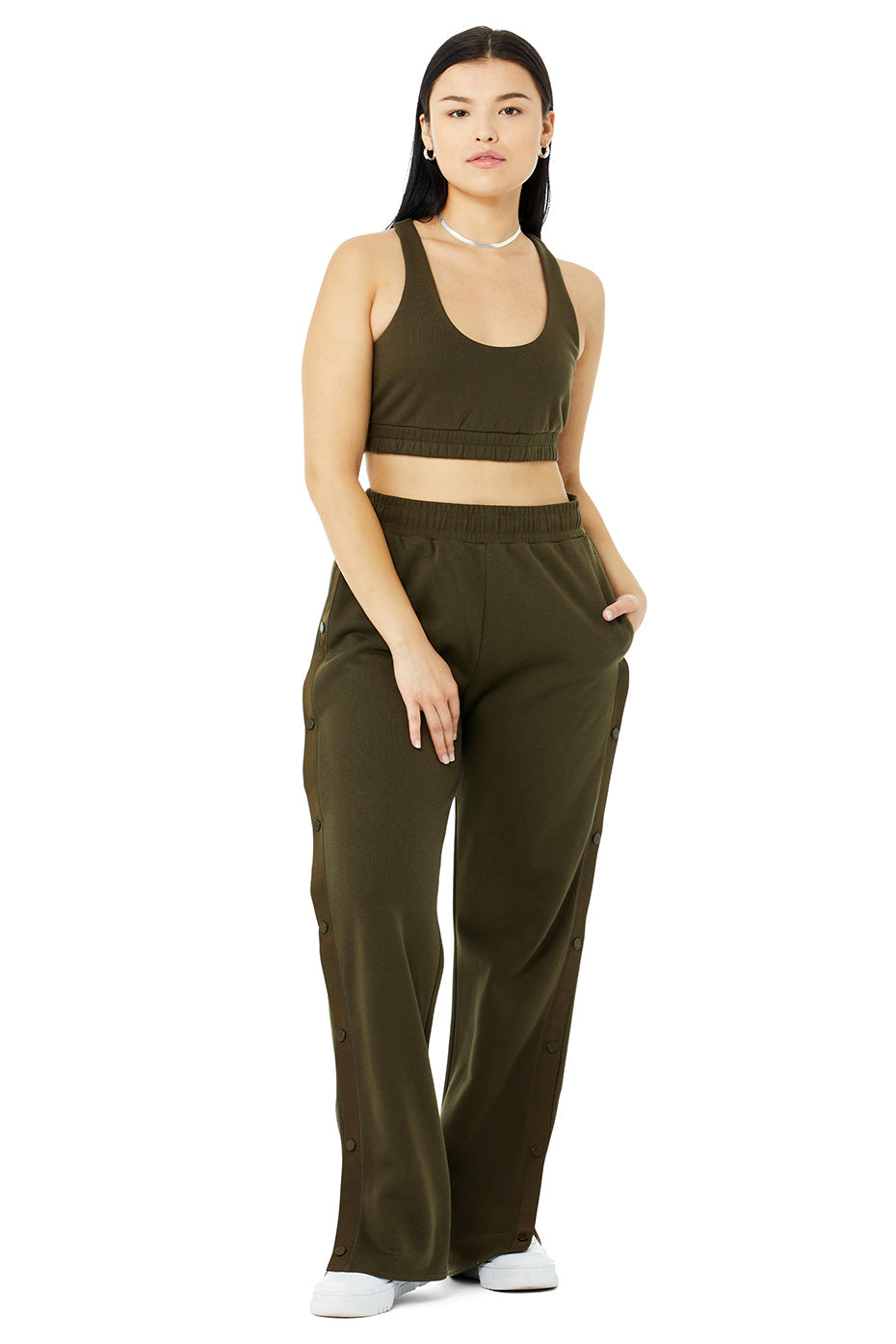 Scoop Neck Sweatshirt Bra & Courtside Tearaway Snap Pant Set