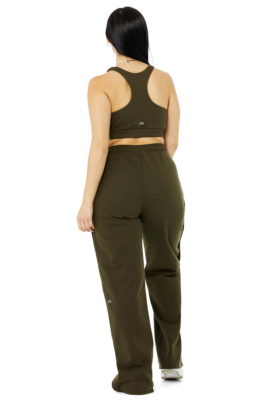 Scoop Neck Sweatshirt Bra & Courtside Tearaway Snap Pant Set