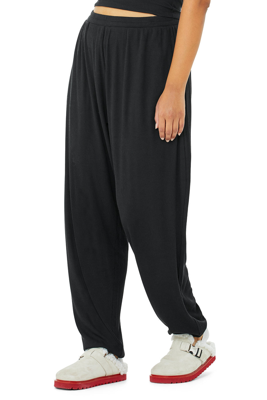 High-Waist Ribbed Whisper Pant - Black