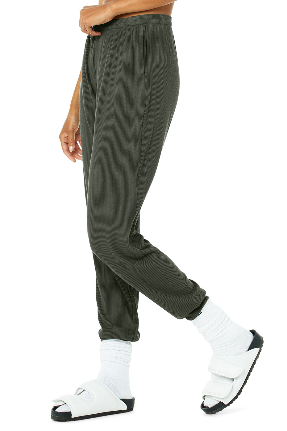 High-Waist Ribbed Whisper Pant - Dark Cactus