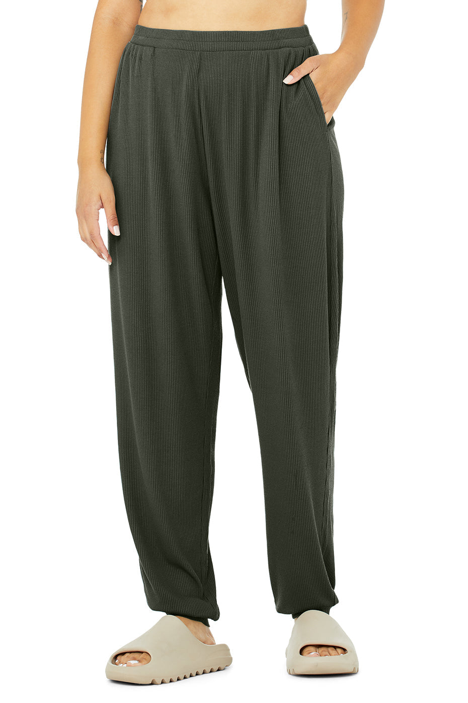 High-Waist Ribbed Whisper Pant - Dark Cactus
