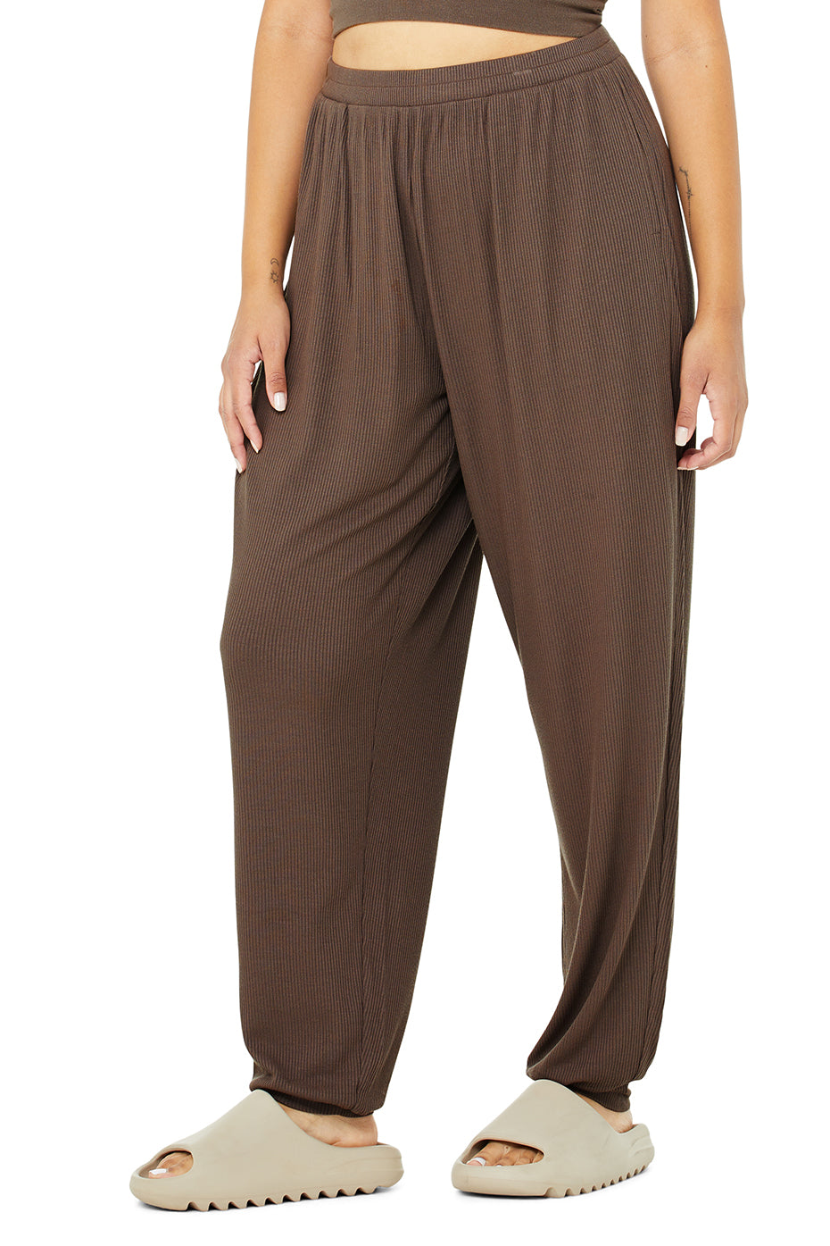 High-Waist Ribbed Whisper Pant - Hot Cocoa
