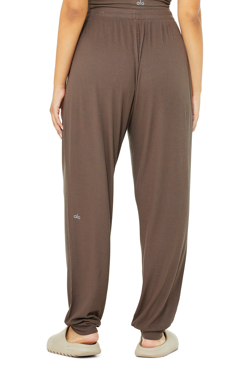 High-Waist Ribbed Whisper Pant - Hot Cocoa