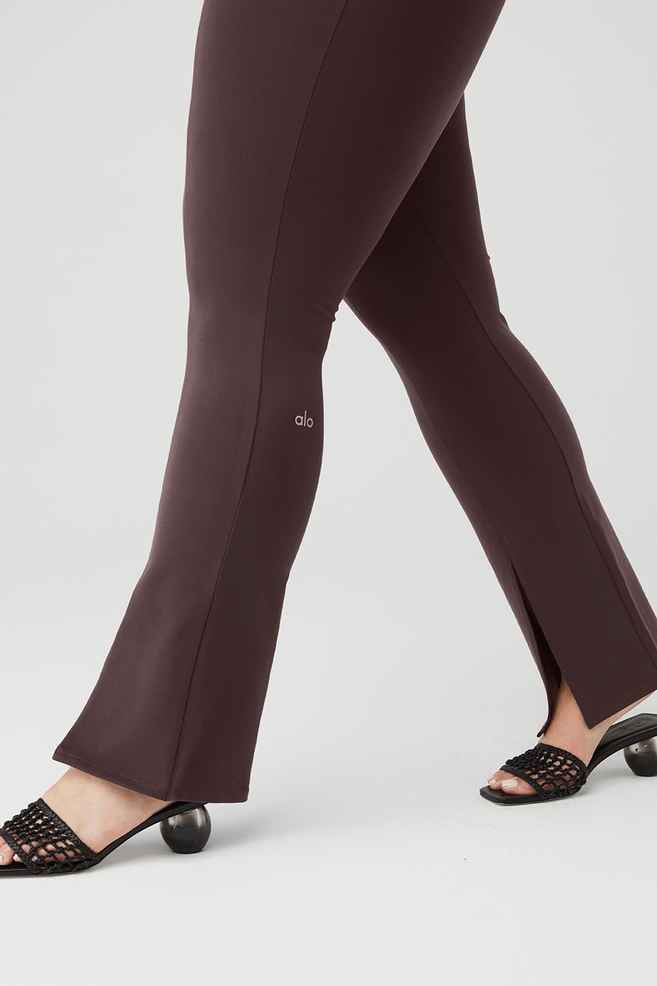 Airbrush High-Waist 7/8 Flutter Legging - Raisin