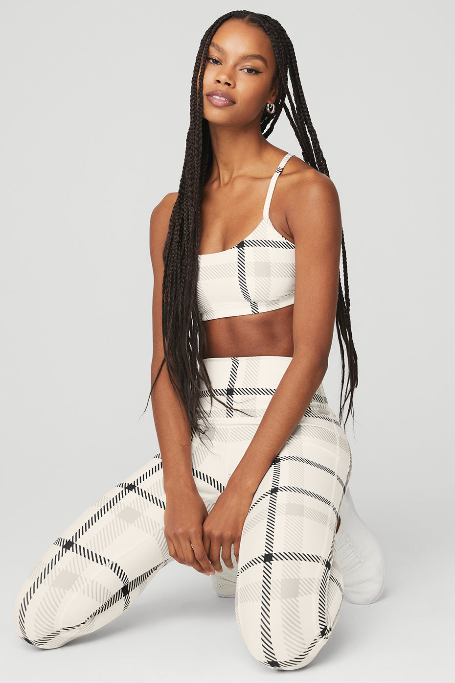 Airlift High-Waist Magnified Plaid Legging - Ivory/Black