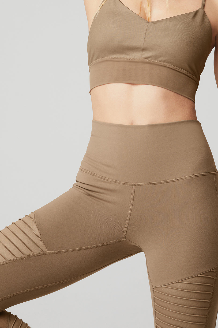 High-Waist Moto Legging - Gravel/Gravel Glossy