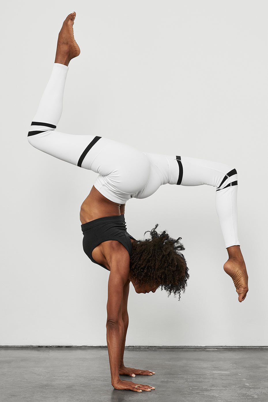 High-Waist Legit Legging - White/Black