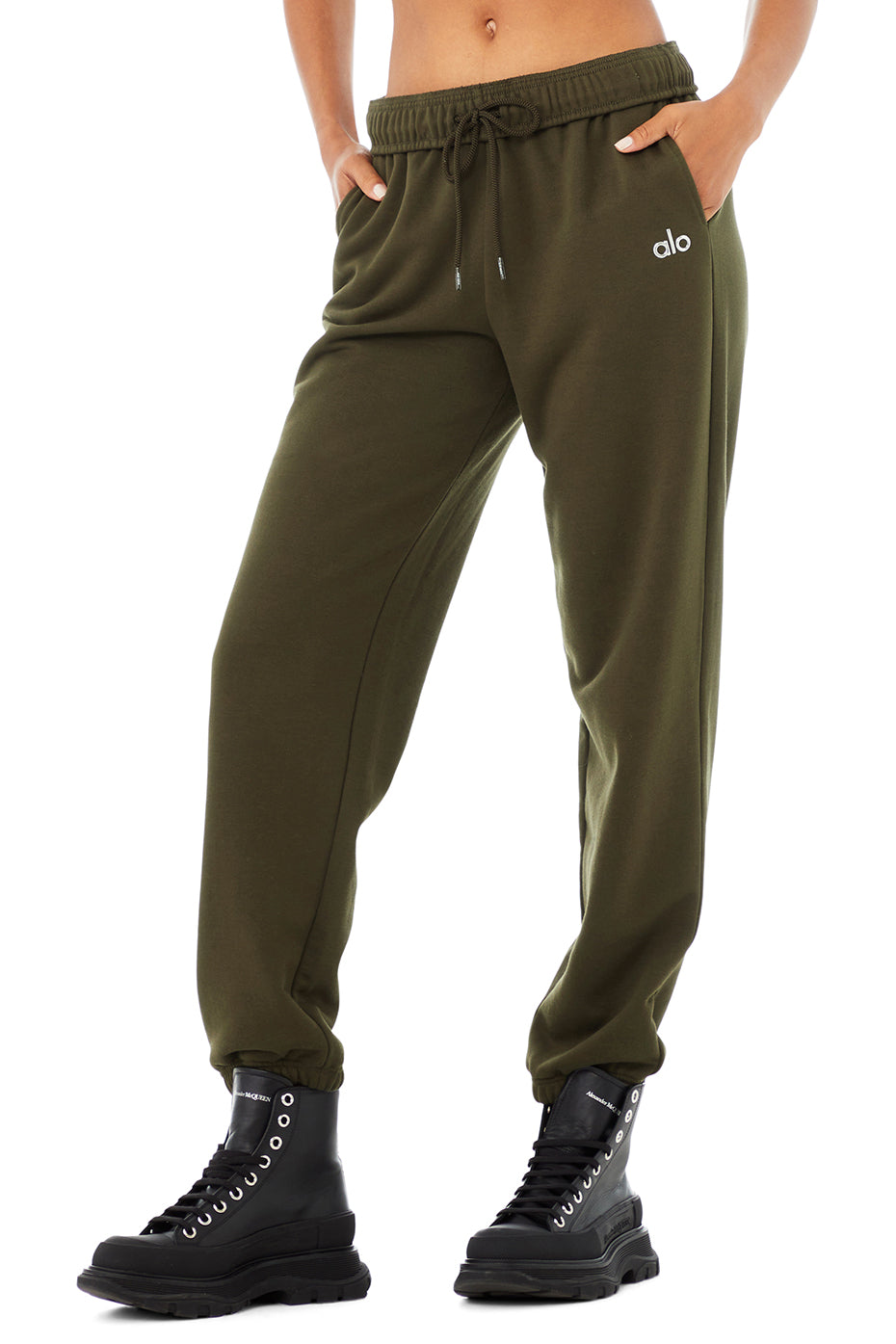 Accolade Sweatpant - Dark Olive