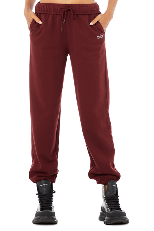 Accolade Sweatpant - Cranberry