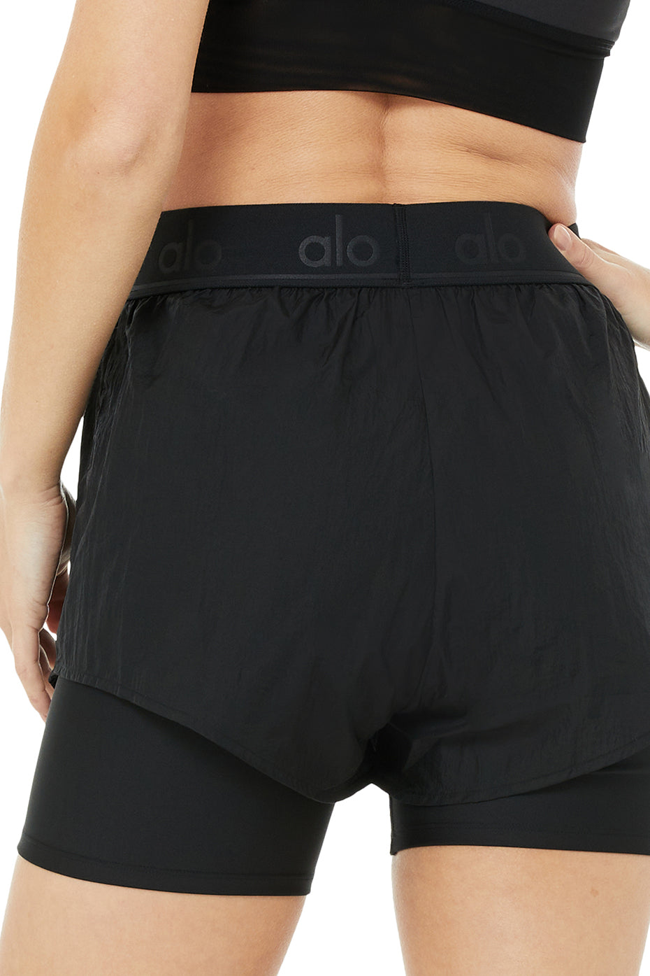 High-Waist Catch The Light Short - Black