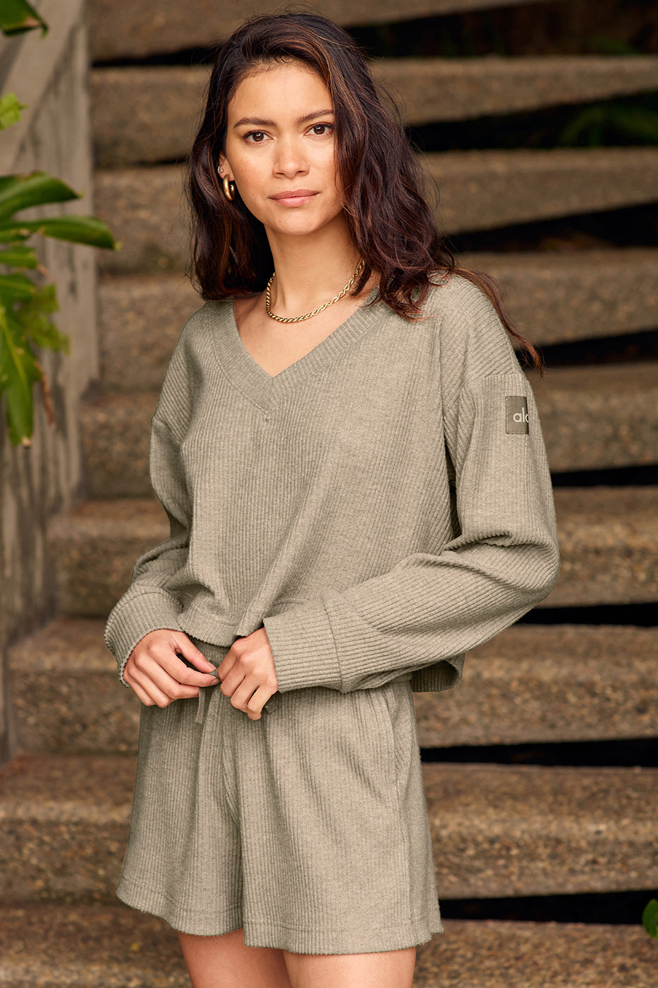 Muse V-Neck Pullover & Muse Short Set - Gravel Heather