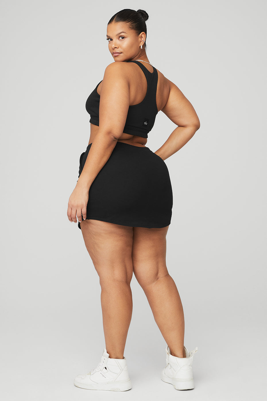 Scoop Neck Sweatshirt Bra & High-Waist Accolade Skirt - Black