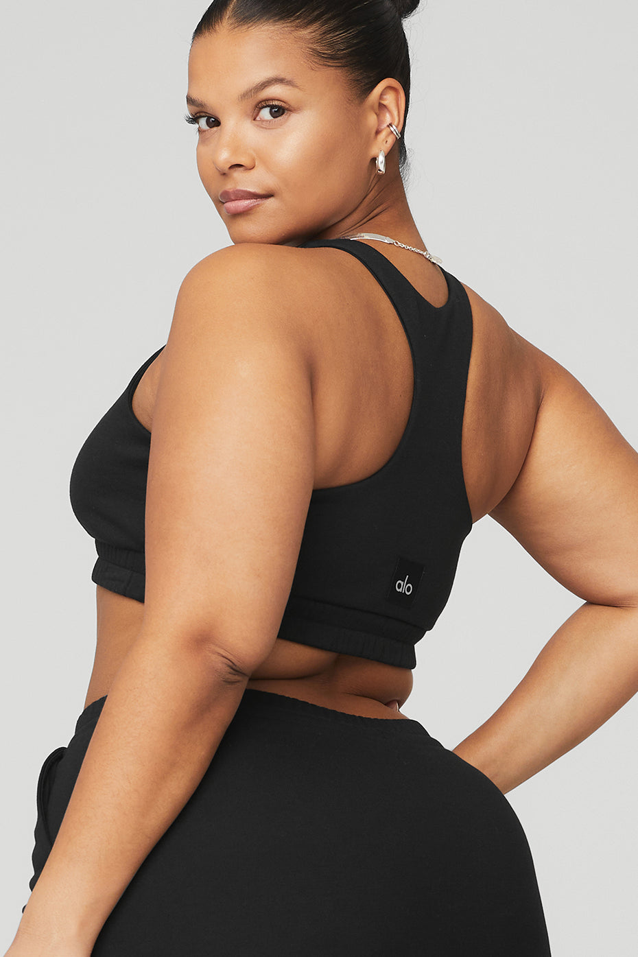 Scoop Neck Sweatshirt Bra & High-Waist Accolade Skirt - Black