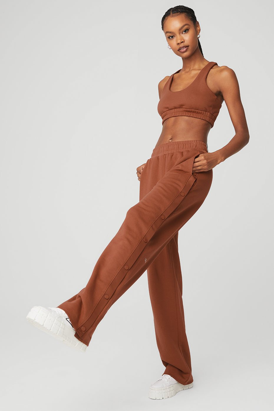 Scoop Neck Sweatshirt Bra & Courtside Tearaway Snap Pant Set - Rust