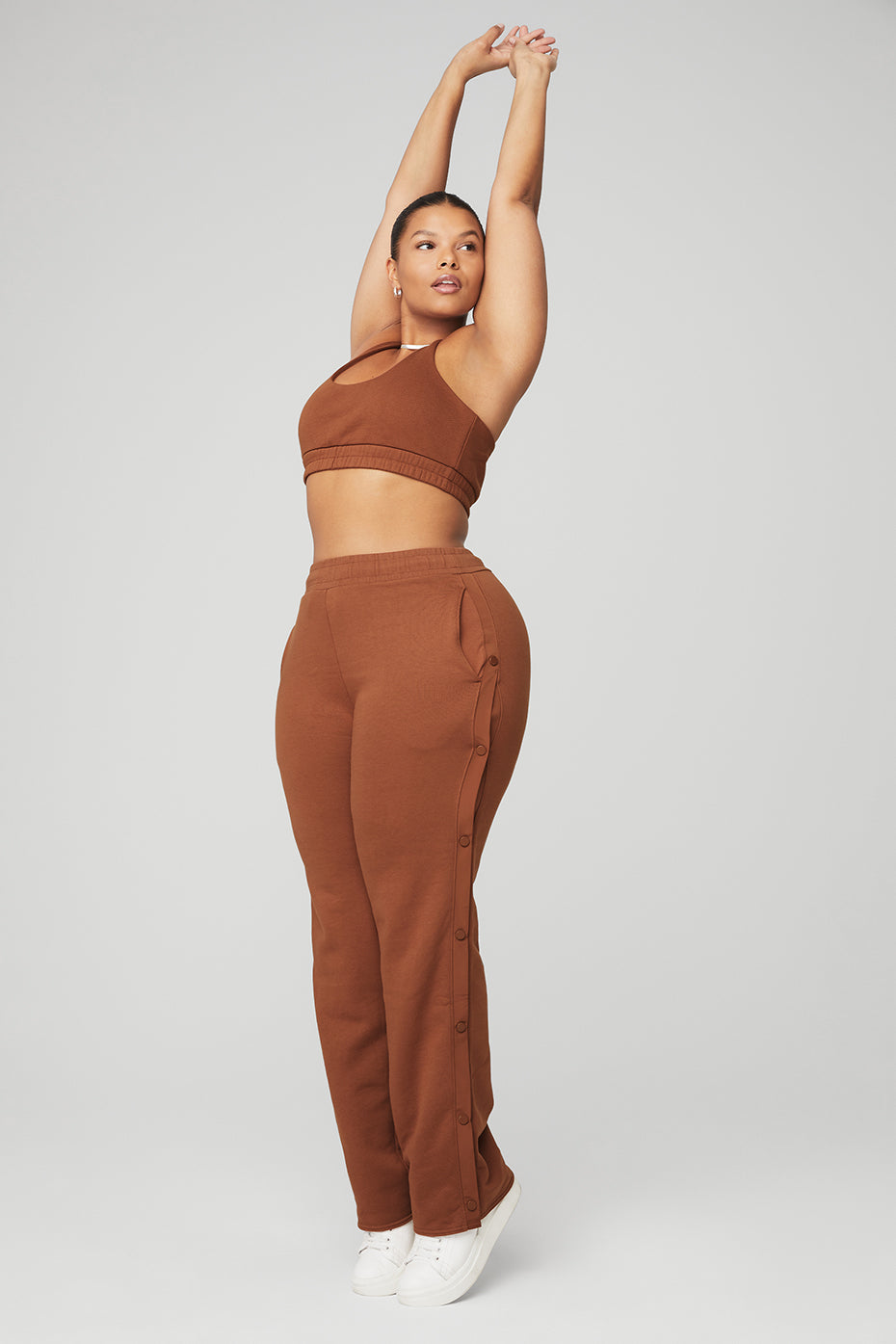 Scoop Neck Sweatshirt Bra & Courtside Tearaway Snap Pant Set - Rust