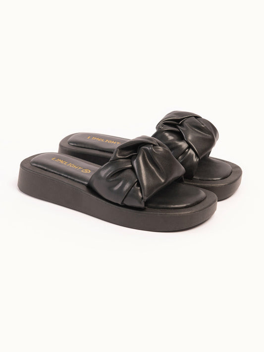 Knotted Flats