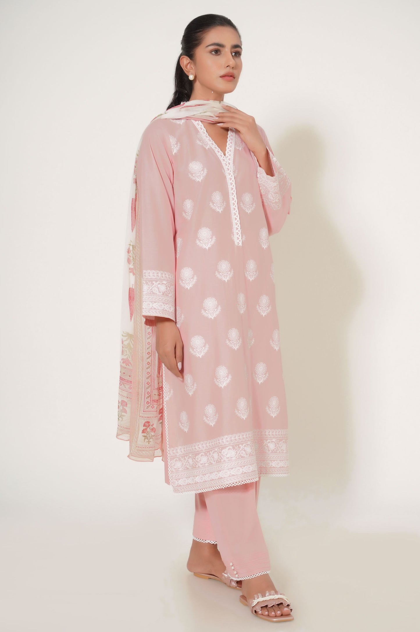 Unstitched 3 Piece Chikankari Suit