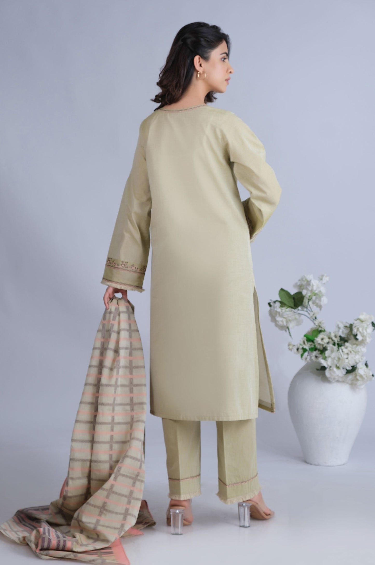 Unstitched 3 Piece Embroider Yarn Dyed Jacquard Suit